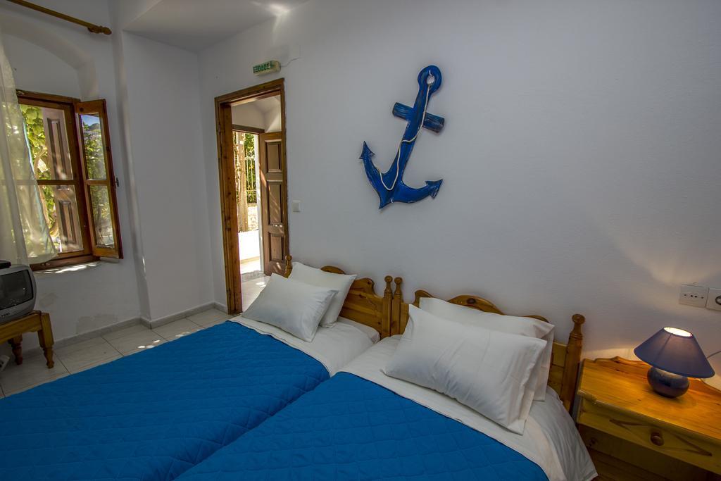 Symi Center Hotel Номер фото
